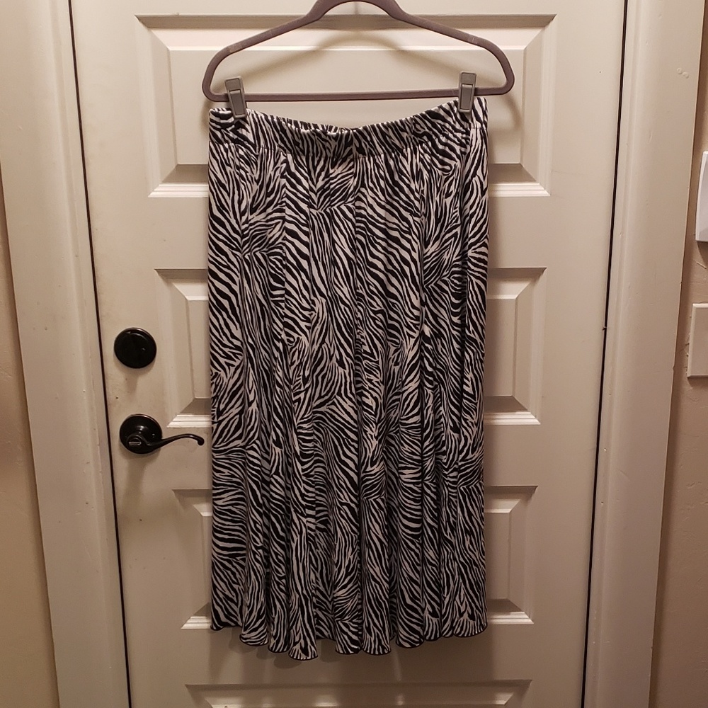 Chicos Skirt